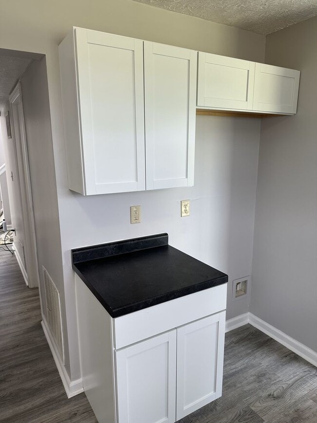 Foto del edificio - 2840 Rand Ln
