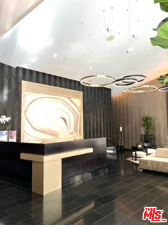 Foto del edificio - 1155 S Grand Ave