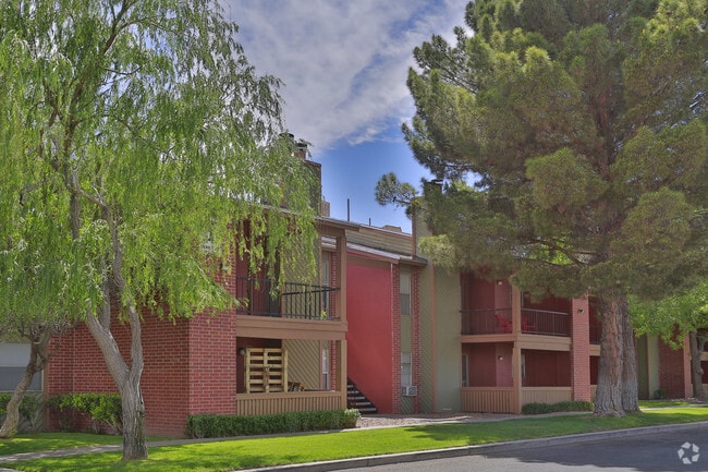 Building Photo - Foxglove Apartments