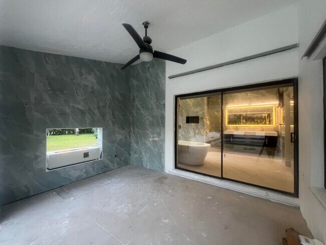 Foto del edificio - 13302 Doubletree Cir