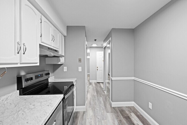 Foto del edificio - 181 Littleton Rd