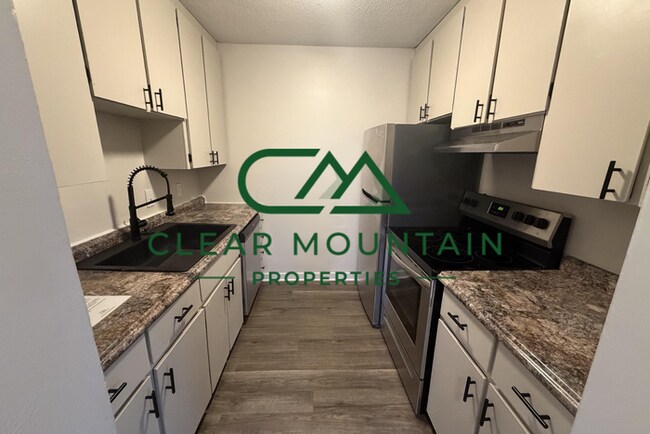 Foto del edificio - Move-in Special! Limited-Time Leasing Offer!