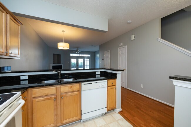 Foto del edificio - 222 Ross Moore Ave