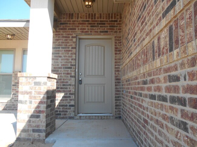 Foto del edificio - Half off first full month's rent! /Gorgeou...