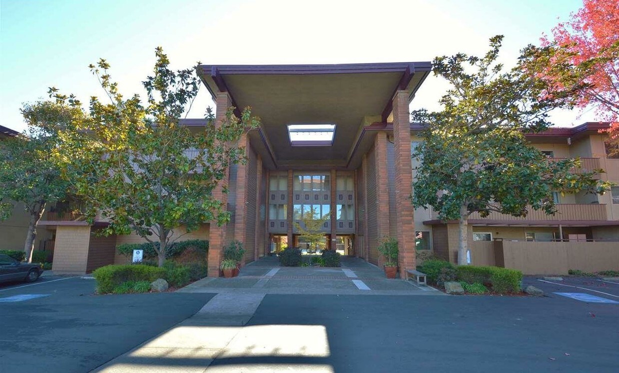 1305 ster St, Alameda, CA 94501 Condo for Rent in Alameda, CA