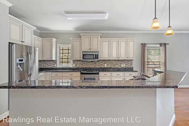 Building Photo - 3 br, 2.5 bath House - 25 Jeff Drive