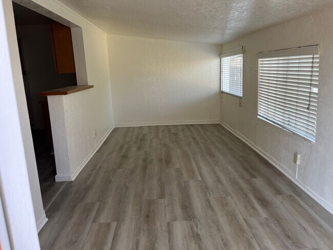 Building Photo - Normal Heights / Kensington 1 BR/1BA Cotta...