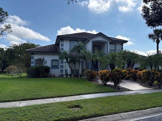 Foto del edificio - 2-Story pool home in The Fairways of Hunte...