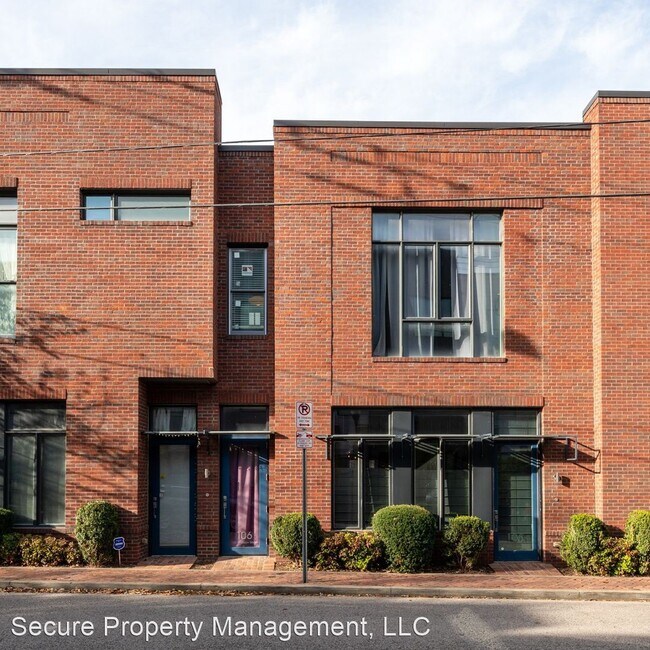 Building Photo - 2 br, 1 bath House - 500 Madison St #106
