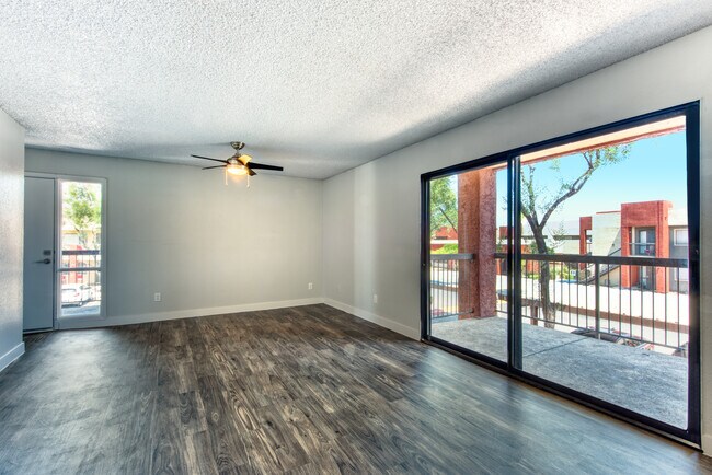 Building Photo - Tela Verde Apartment Homes