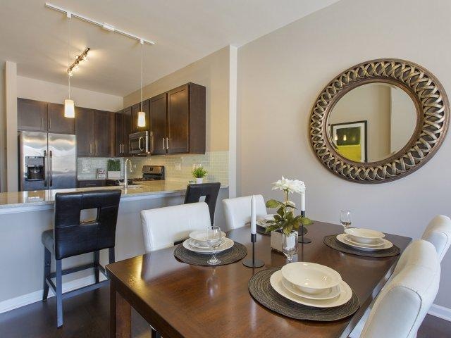 Foto del edificio - 2296 S Michigan Ave