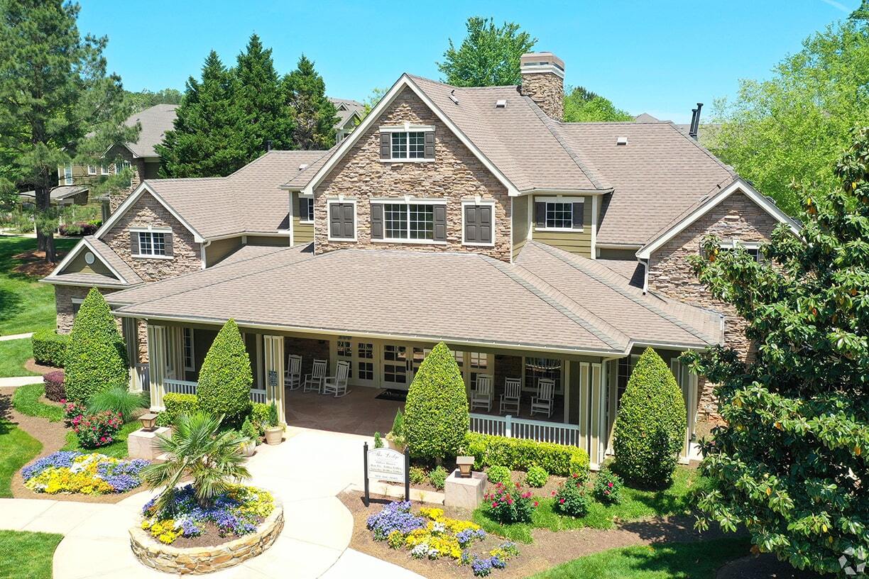 The Lodge at Crossroads Apartments Cary, NC