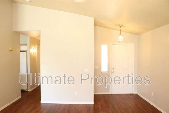 Building Photo - 9027 W Yale St