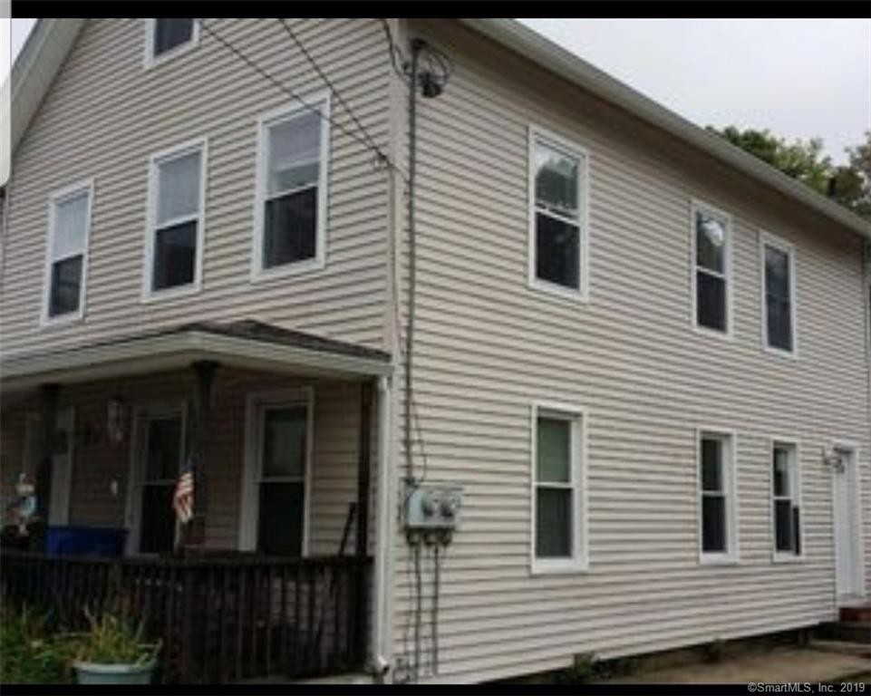 Primary Photo - 39 Baltic St