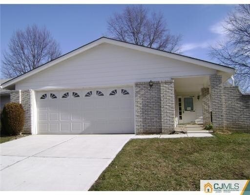 Building Photo - 208C Vernon Rd