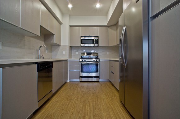 Building Photo - 1411 Barry Ave