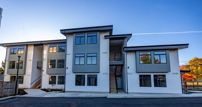 Building Photo - BRAND NEW - Reserve Street Lofts