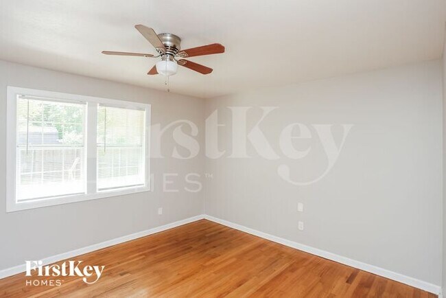 Building Photo - 3424 Chaffin Dr