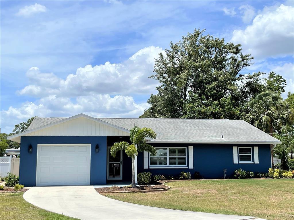 Primary Photo - 208 Charles Dr