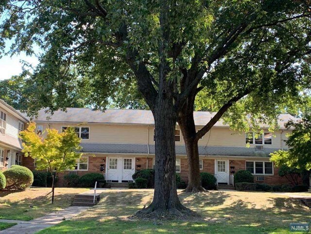 Foto principal - 16D Lakeview Ave