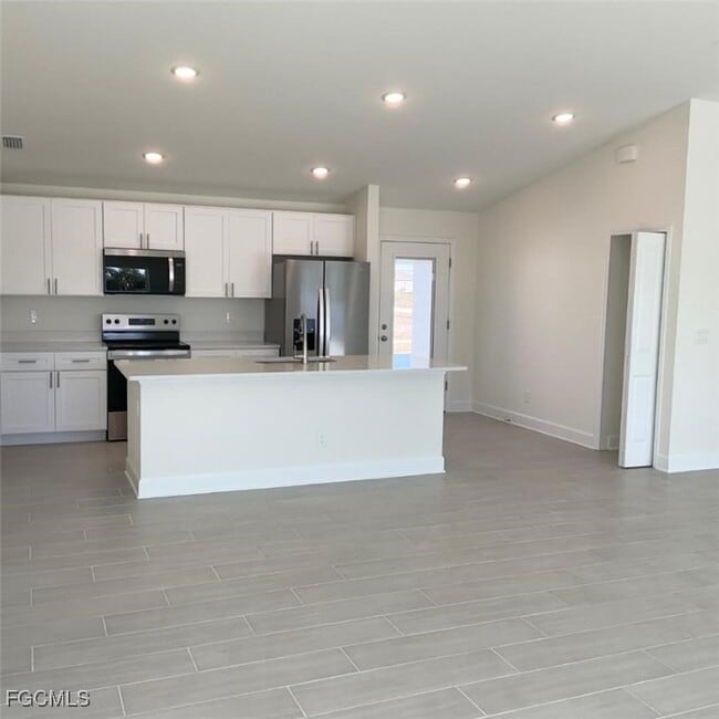 Foto del edificio - 1726 NW 17th St