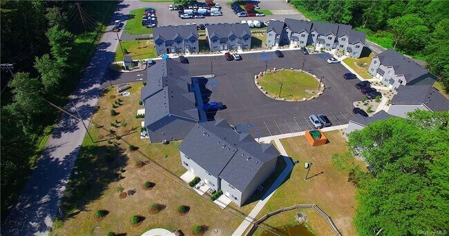 Foto del edificio - 51 Levy Pl