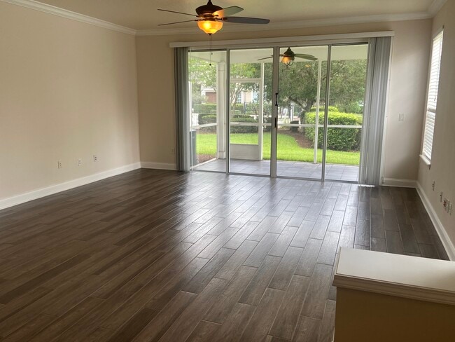 Building Photo - 4115 Crownwood Dr