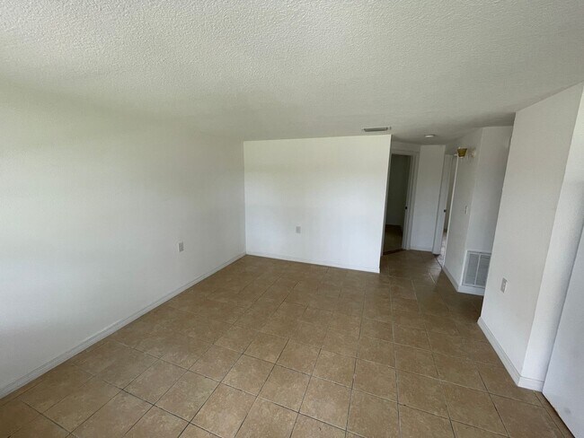 Building Photo - 5319 Avery Rd