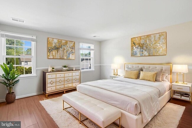 Foto del edificio - 9207 Hunting Pines Pl