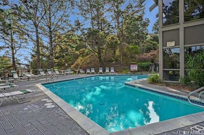 Photo - Townhouse Condo 2 BD / 1.5 BA