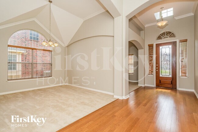 Building Photo - 4301 Palmer Dr