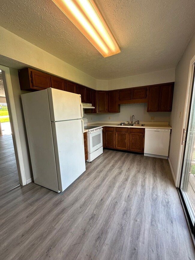 Foto del edificio - 2 Bedroom / 1.5 bath Townhouse, Kingsport TN