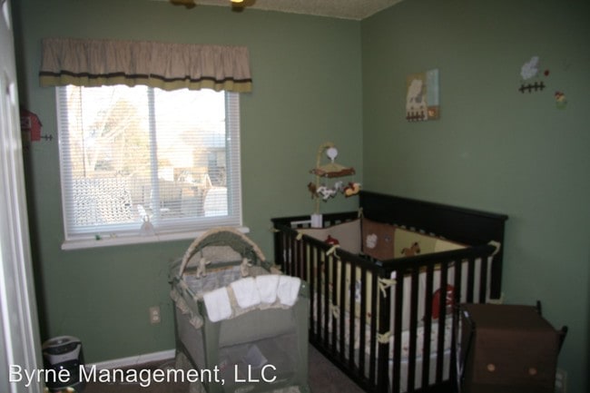 Building Photo - 3407 Foxridge Dr