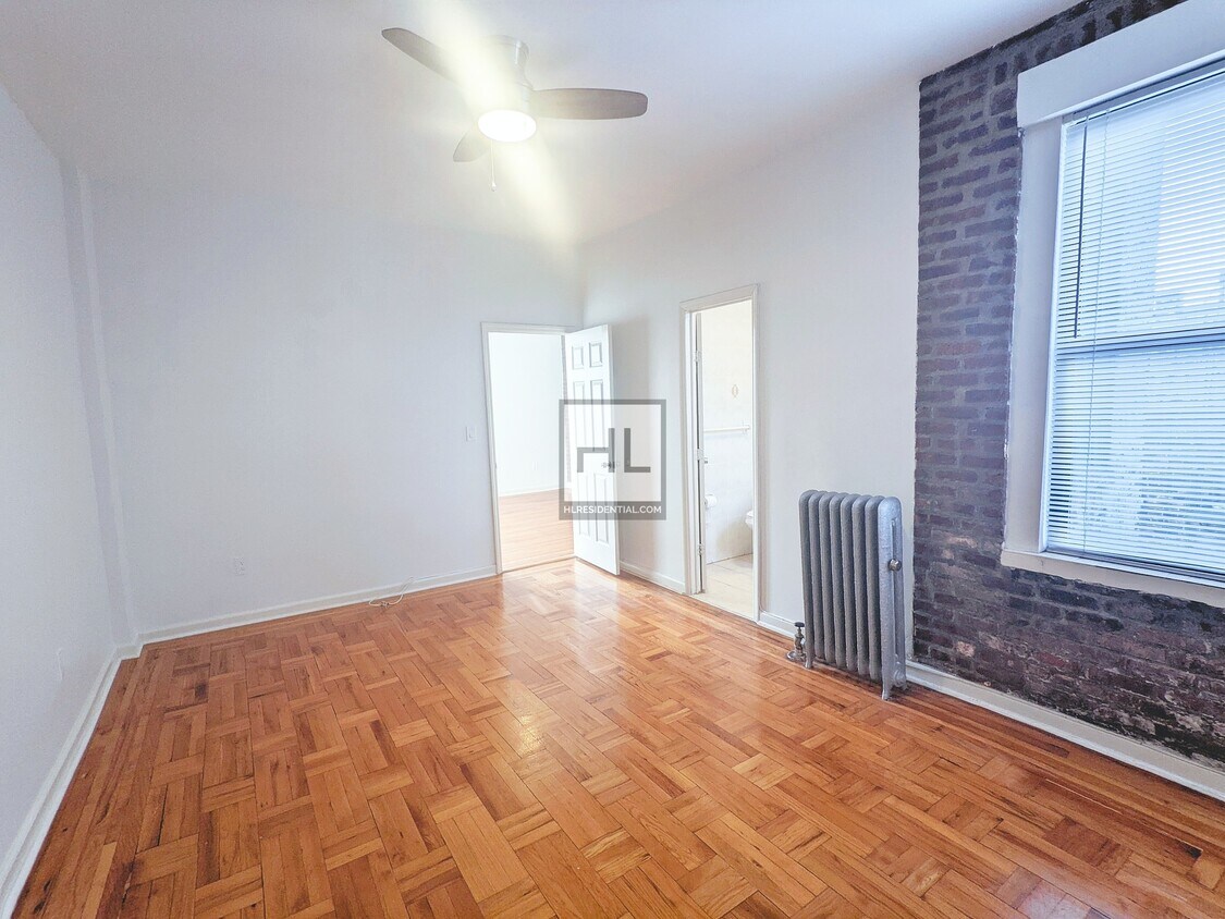 Primary Photo - 563 West 184th Street Washington Heights