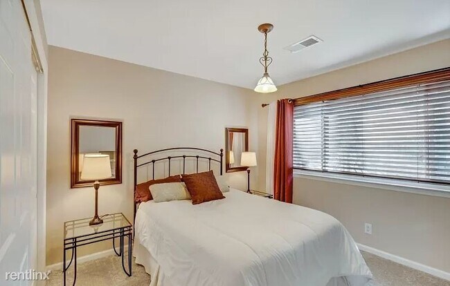 Foto del edificio - 2 br, 2 bath Condo - 50 Lindsley Road 38