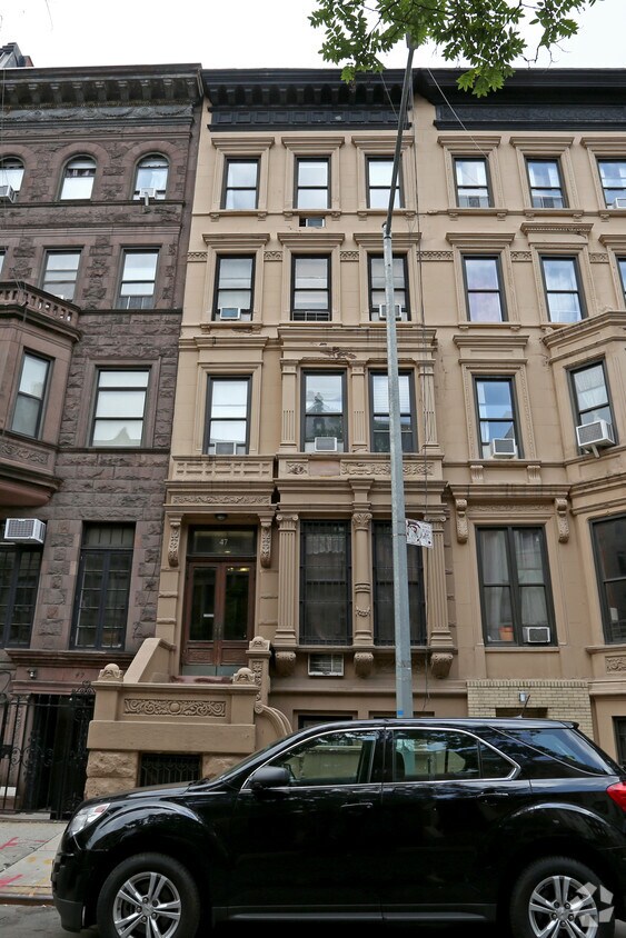 Foto del edificio - 47 W 75th St