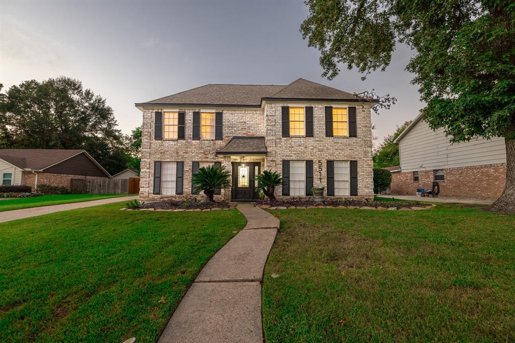 Foto principal - 5511 Green Timbers Dr