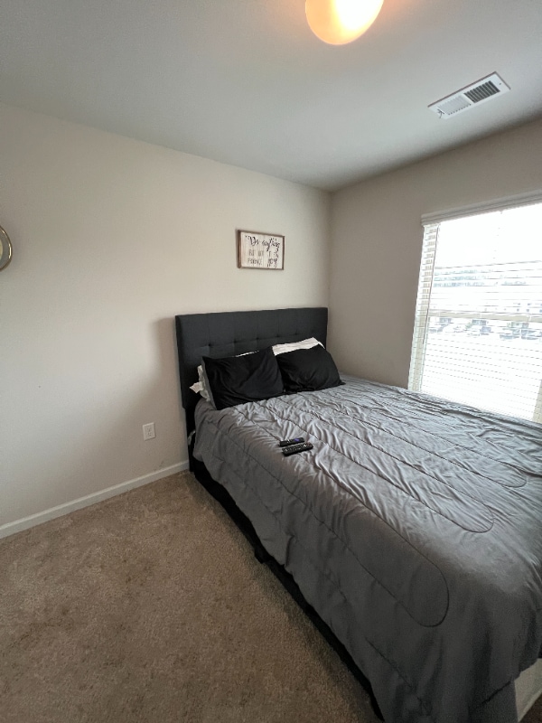 Foto del edificio - 2107 Creel Ln