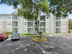 Building Photo - 2550 N Alafaya Trail