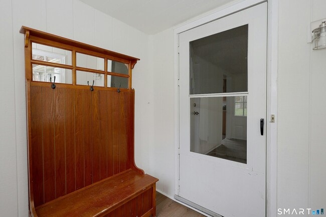 Foto del edificio - 121 Westport Rd