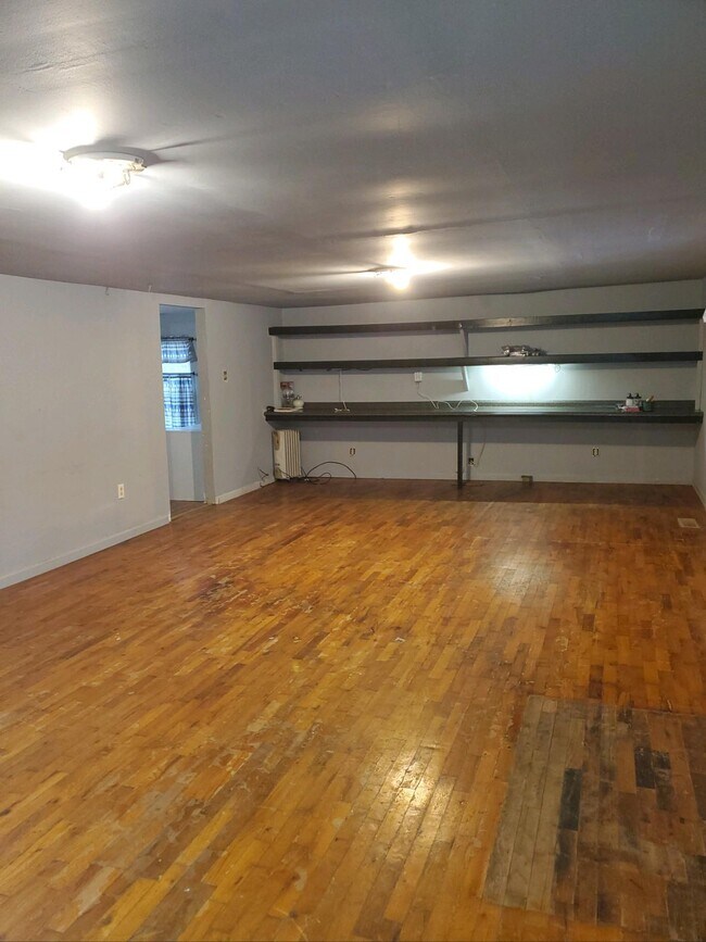 Building Photo - 130 County Rd 240