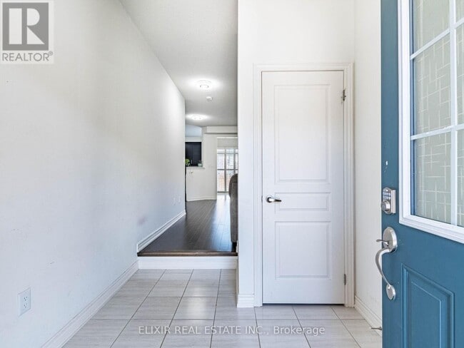 Building Photo - 94 Truro Cir