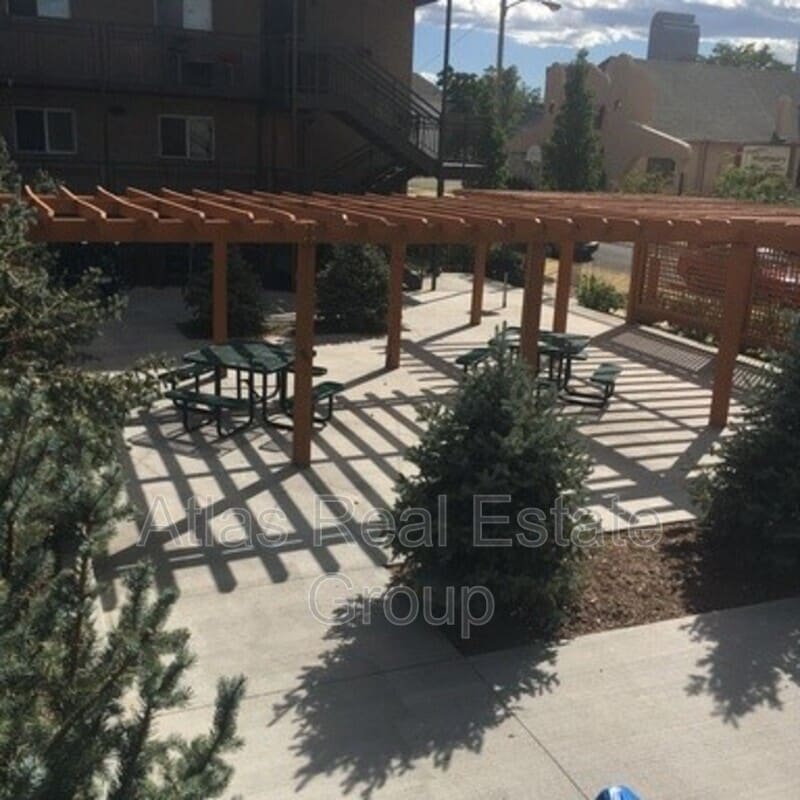 2560 N Ogden St Unit 9, Denver, CO 80205 Condo for Rent in Denver, CO