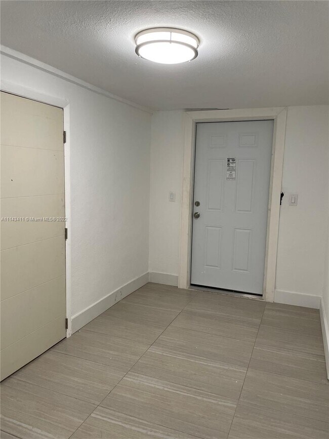 Foto del edificio - 1166 NW 58th Terrace
