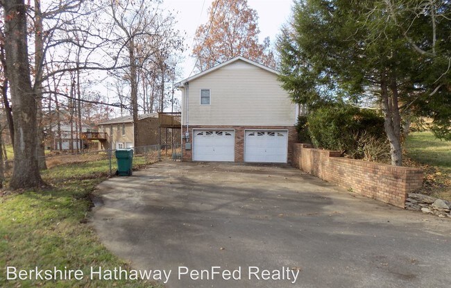 Building Photo - 3 br, 2 bath House - 680 Shortridge Dr