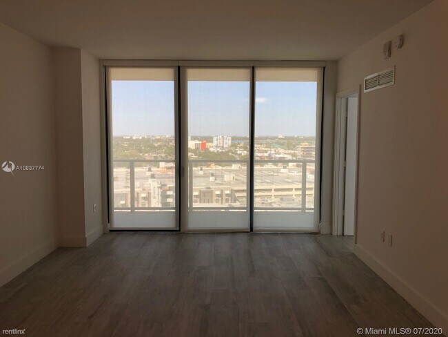 Foto del edificio - 1 br, 1 bath  - Hyde Midtown Condo