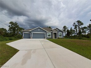 Building Photo - 1018 Fayette Ave