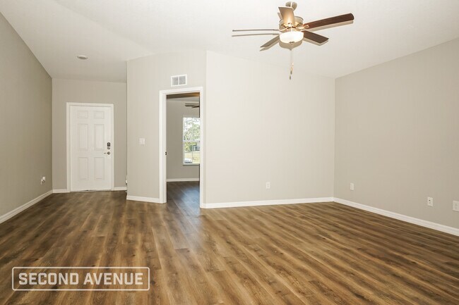 Foto del edificio - 2747 Ponce De Leon Blvd