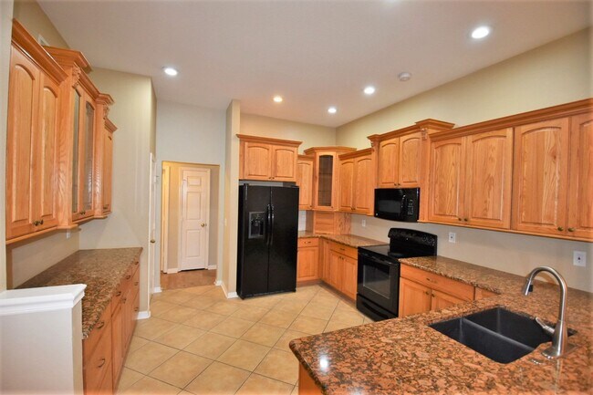 Foto del edificio - 2318 Longmore Cir