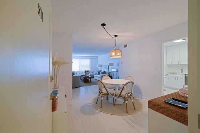 Building Photo - 170 N Ocean Blvd